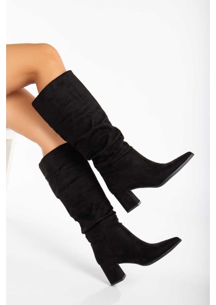 Sivri Burun Büzgü Kadın Topuklu Fermuarsız Çizme