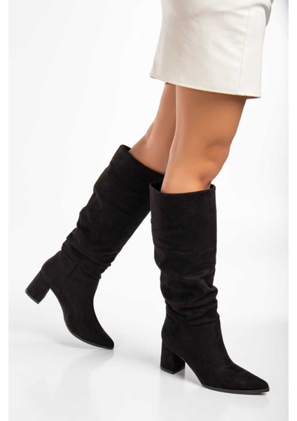Sivri Burun Büzgü Kadın Topuklu Fermuarsız Çizme modelleri
