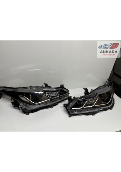 Toyota Corolla 2019 - 2025 Sedan Far Lambası Sağ - Sol Takım ( Sağ - Sol Takım - 2 Far ) modelleri