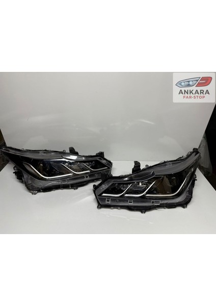 Toyota Corolla 2019 - 2025 Sedan Far Lambası Sağ - Sol Takım ( Sağ - Sol Takım - 2 Far ) fırsatları