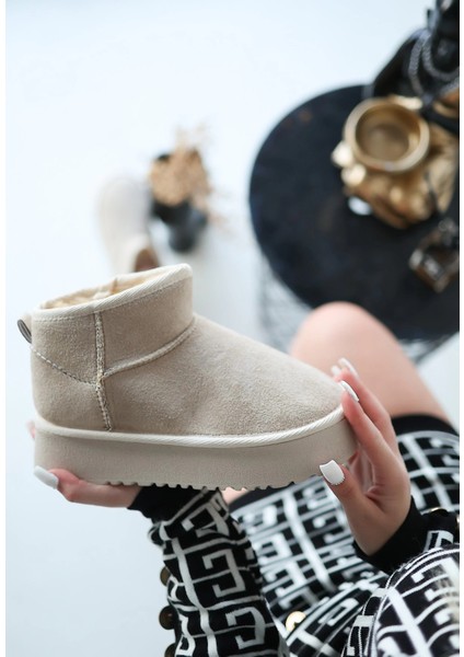 Linne Bej Süet Bot - Lisinya modelleri