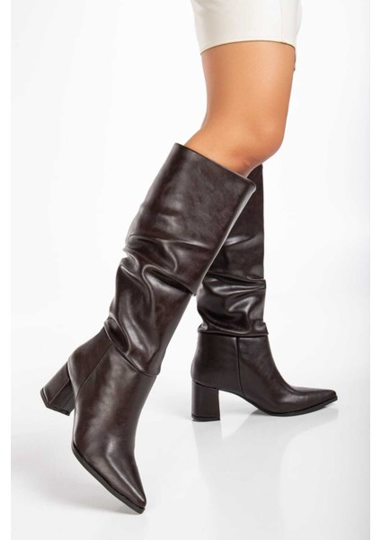 Sivri Burun Topuklu Pileli Büzgülü Kadın Çizme fiyatları