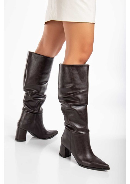 Sivri Burun Topuklu Pileli Büzgülü Kadın Çizme modelleri