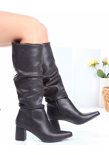 Sivri Burun Büzgü Kadın Topuklu Fermuarsız Çizme fiyatları