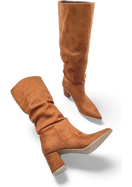 Sivri Burun Büzgü Kadın Topuklu Fermuarsız Çizme