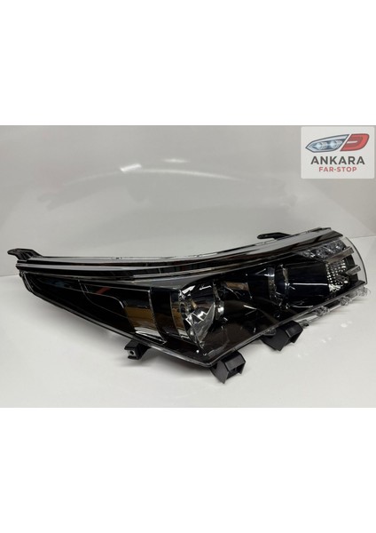 Toyota Corolla 2013 - 2015 Far Lambası Ön Sağ ( Nikelaj Far Kaşı Ile Birlikte - Sağ Far ) modelleri