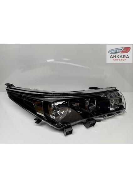 Toyota Corolla 2013 - 2015 Far Lambası Ön Sağ ( Nikelaj Far Kaşı Ile Birlikte - Sağ Far ) fırsatları