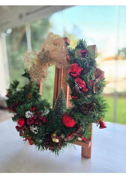 Işıklı Yılbaşı Kapı ve Duvar Süsü – El Yapımı Kırmızı & Altın Noel Dekoru fırsatları