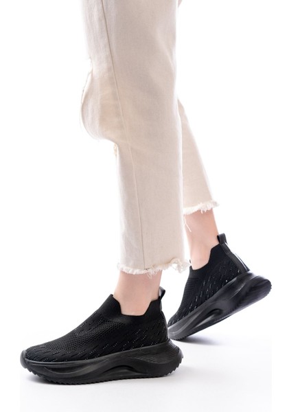 ZRİN-707 Siyah Triko Faillant Taban Slip-On Taşlı Kadın Spor Ayakkabı fiyatları