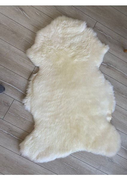 Hakiki 100% Koyun Derisi Post Halı 110X80 cm – Doğal Kürk – Yumuşak & Isı Yalıtımlı – Ev Dekorasyonu
