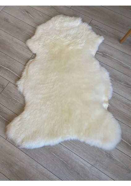 Hakiki 100% Koyun Derisi Post Halı 110X80 cm – Doğal Kürk – Yumuşak & Isı Yalıtımlı – Ev Dekorasyonu