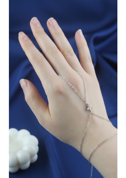 Gümüş Rengi Zirkon Taşlı Minimal Yıldız Motifli Şahmeran Bileklik indirimleri