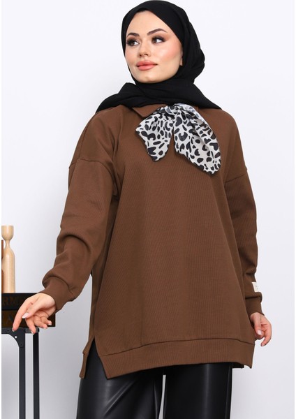 Açık Kahve Fular Detaylı Yakalı Tunik