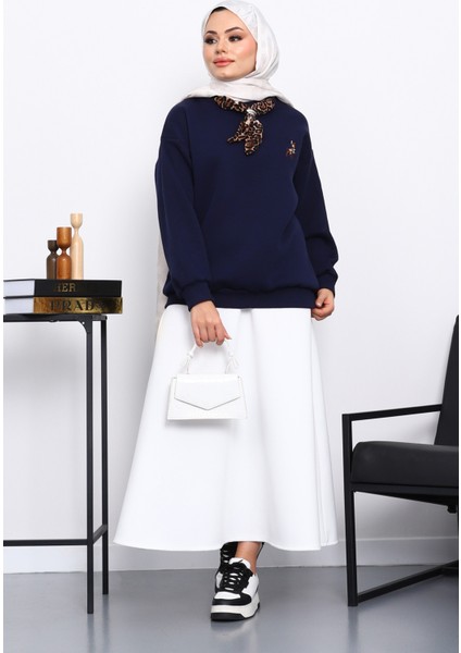Lacivert Fular Aksesurlı Ceylan Işlemeli Üç Iplik Sweat fiyatları