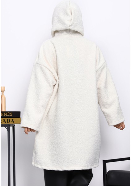 Ekru Kapşonlu Cep Detaylı Buklet Kaban fırsatları