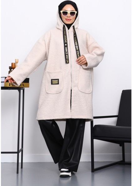 Taş Kapşonlu Cep Detaylı Buklet Kaban fiyatları