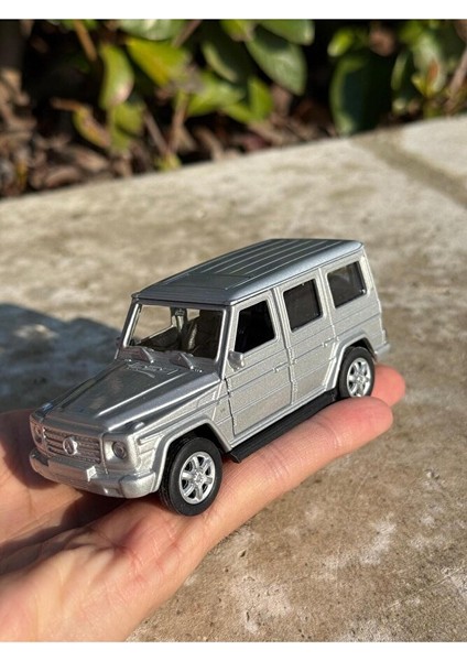 Mercedes-Benz G Class Oyuncak Araba Metal Model Araba Kapılar Açılır Çekbırak Oyuncak Araba G63 12CM modelleri