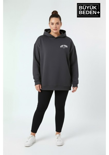 Kadın Büyük Beden New York Baskılı Kapüşonlu Sweatshirt SPR26BSWK962