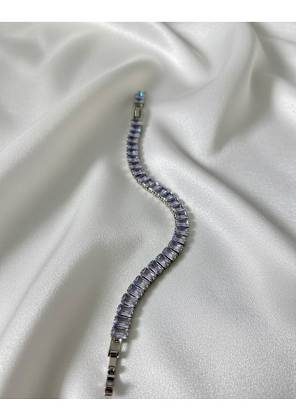 Kadın Su Yolu Taşlı Baget Bileklik modelleri