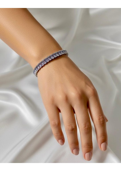 Kadın Su Yolu Taşlı Baget Bileklik fırsatları