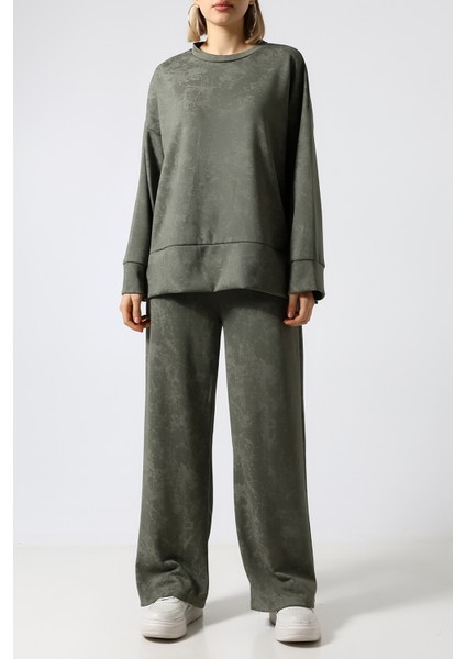 Baskılı Polyviskon Kumaş Ikili Takım – Rahat ve Şık Tunik & Pantolon Kombini