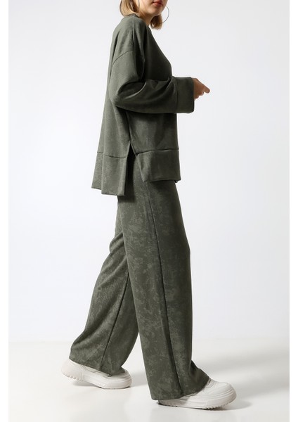 Baskılı Polyviskon Kumaş Ikili Takım – Rahat ve Şık Tunik & Pantolon Kombini