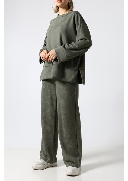 Baskılı Polyviskon Kumaş Ikili Takım – Rahat ve Şık Tunik & Pantolon Kombini