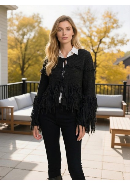 Kadın Püsküllü Triko Hırka Siyah
