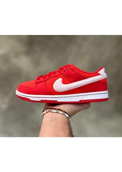 Dunk Low Valentine's Day Sneaker Ayakkabı (Kırmızı) modelleri