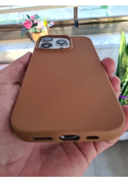 İphone 16 Pro İle Uyumlu LOGOSUZ İçi Kadife Esnek Silikon Lansman Kılıf fiyatları