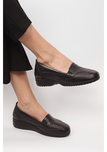 Safranbolu Günlük Kullanım Hakiki Deri Ortopedik Taban Ayak Kemik Çıkıntısı Destekli Anne Ayakkabı fiyatları