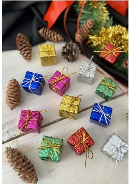 3 Lü Yılbaşı Seti-10 mt Peri Led-12 Adet Mini Hediye Paketi Süsü-6’lı Renkli Yılbaşı Ç. Ağacı Topu fiyatları