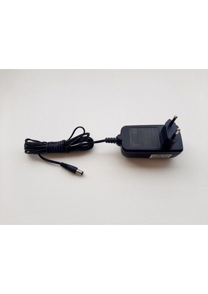 Adaptör 12 Volt 2 Amper 5,5mm 2,5mm fırsatları