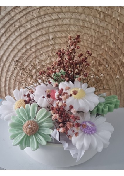 Taş Vazoda Papatya Mum Buketi fiyatları