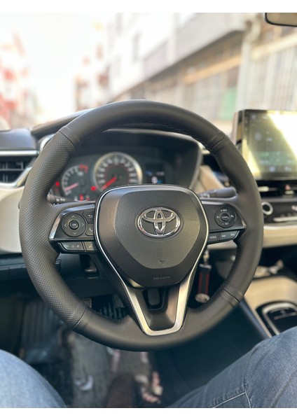 Toyota Corolla 2019 2025 Araca Özel Direksiyon Kılıfı Açıklamızı Okuyunuz! modelleri