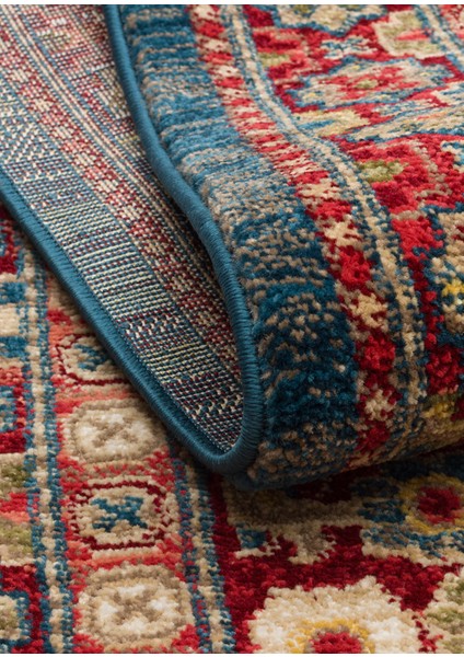 Kavala 05 Navy Red Etnik Desenli Dayanıklı Yapısı ve Canlı Renkleri ile Öne Çıkan Makine Halısı