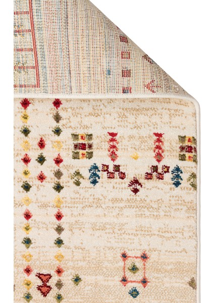 Kavala 06 Cream Etnik Desenlere Sahip Dayanıklı Yapısı ve Canlı Renkleri ile Öne Çıkan Makine Halısı fiyatları