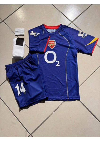 Arsenal 2005 Sezon Retro T. Henry 14 Numara Futbol Çocuk Forması Mavi 4'lü Set fiyatları