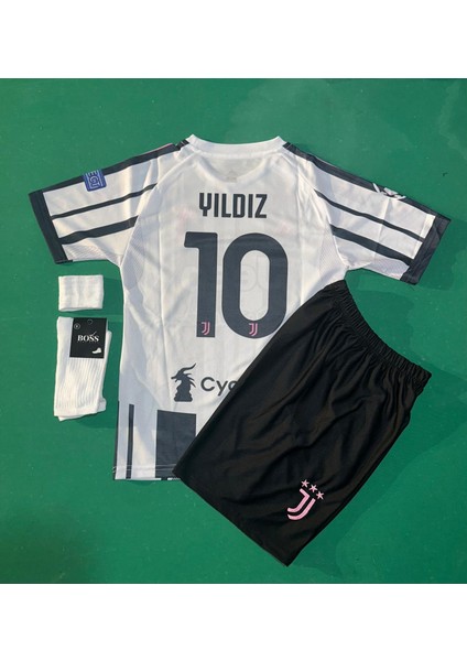 Juventus 2025/26 Yeni Sezon Kenan Yıldız Iç Saha Çocuk Forması (Yeni) 4'lü Set