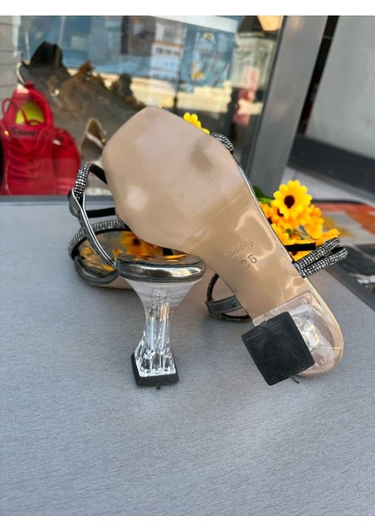 Antrasit Terlik Düz Bantlı Yeni Sezon Trend Modeller fırsatları