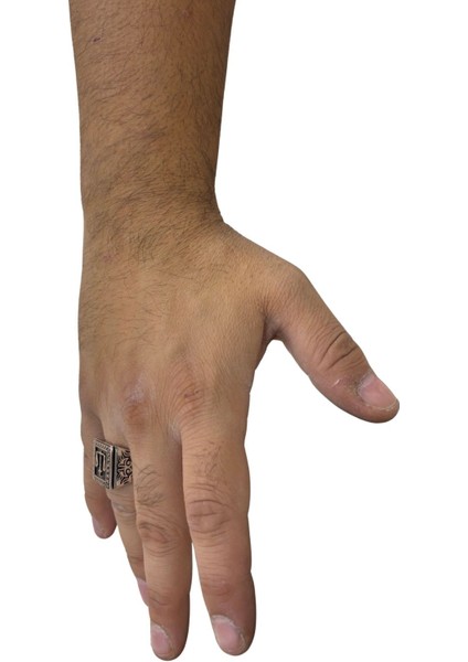 Iri Kare Terazi Figürlü Gümüş Erkek Yüzük fırsatları