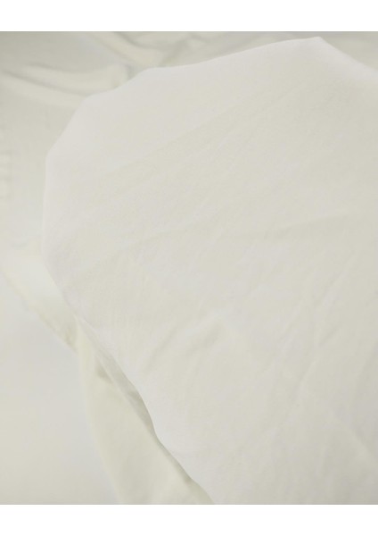 Kırık Beyaz Renkte Astarlık Kumaş (En 140 cm x Boy 260 Cm) fırsatları