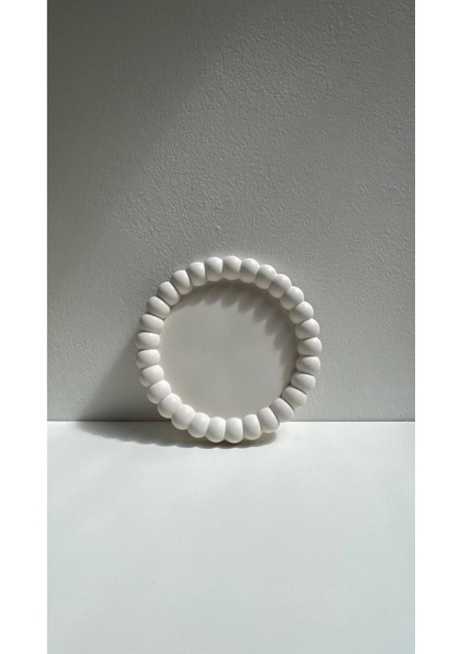 Boncuk Şekilli Yuvarlak Beyaz Sunumluk Takı Standı Dekor modelleri