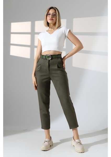 Kadın Süet Kumaş Kemerli Pensli Pantolon – Yüksek Bel Bilek Boy