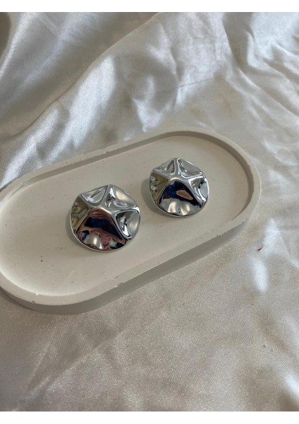 Gümüş Şık Gösterişli Yuvarlak Form Plaka Dalgalı Küpe fırsatları