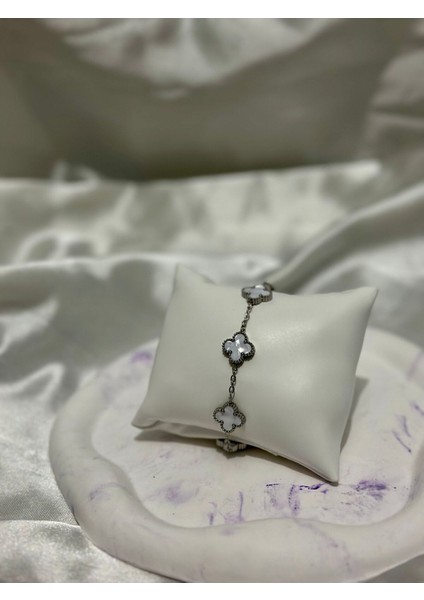 Kadın Çelik Gümüş Beyaz Taşlı Paslanmaz Bileklik indirimleri