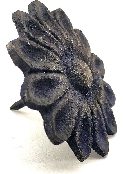 Antika Tarz Dekoratif Pirinç Papatya Kabara - 42 Mm, Oksit