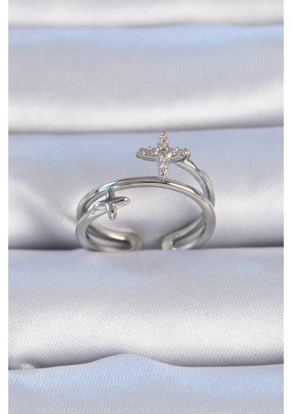 Pirinç Gümüş Renk Zirkon Taşlı Yıldız Model Kadın Yüzük - TJ-BYK3329