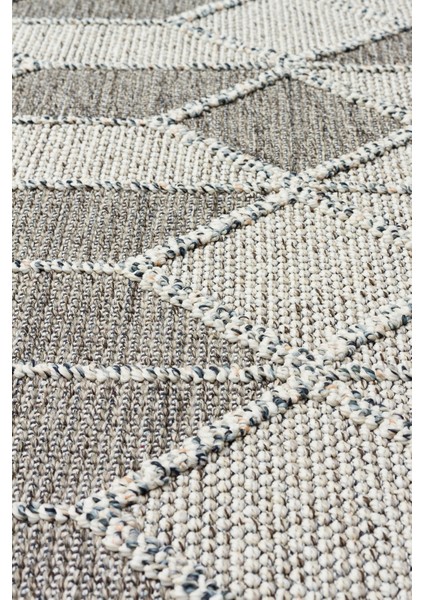 Lion 03 Grey Hasır Dokulu Bukle Dokumasıyla Hav Toz Vermez Modern Makine Halısı