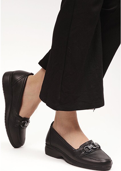 Boston Seri Toka Detay Günlük Kullanım Ortopedik Hakiki Deri Siyah Anne Ayakkabı modelleri